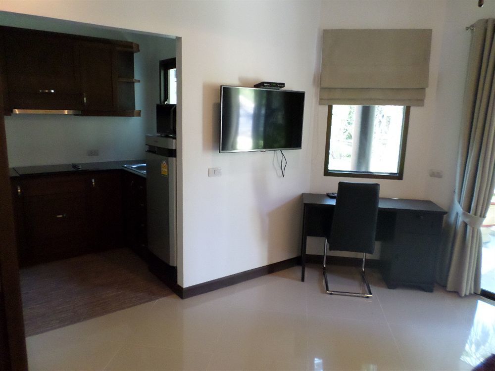 Jurassic Mountain Resort & Fishing Park Petchaburi Esterno foto